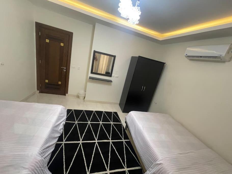 Duplex At Golden Square Appartamento Il Cairo